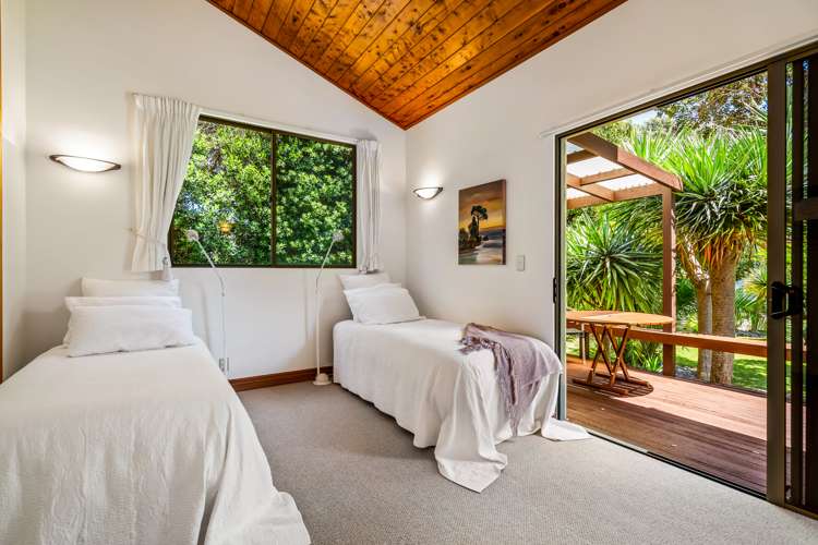 572 Rockell Road Whananaki_32