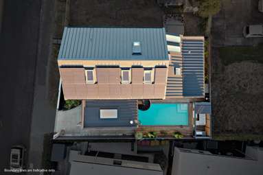 2 Glen Atkinson Street_2