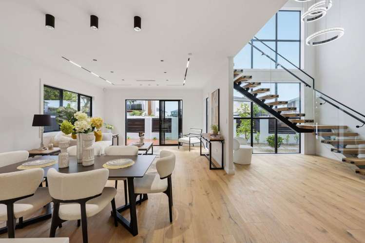 6A Gulf Crest Bucklands Beach_23