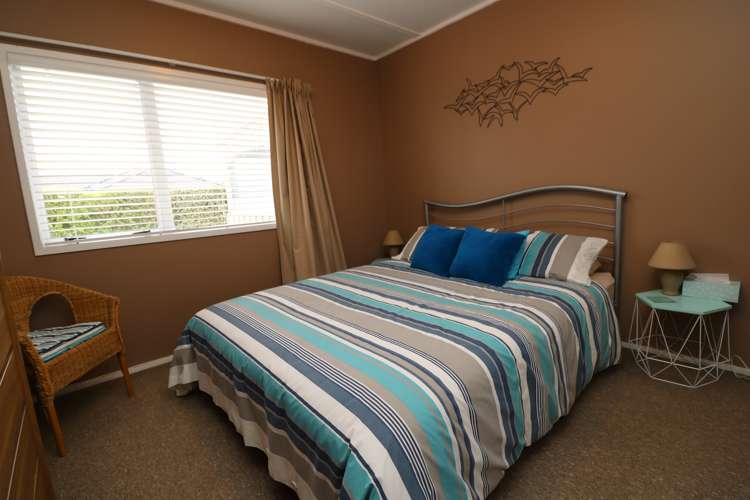 9 Barber Street Foxton Beach_12