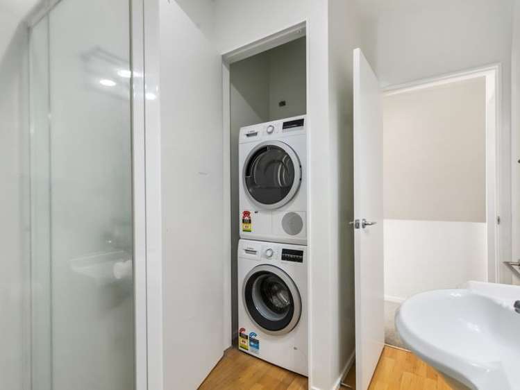 9/99 Mays Road 10051_9