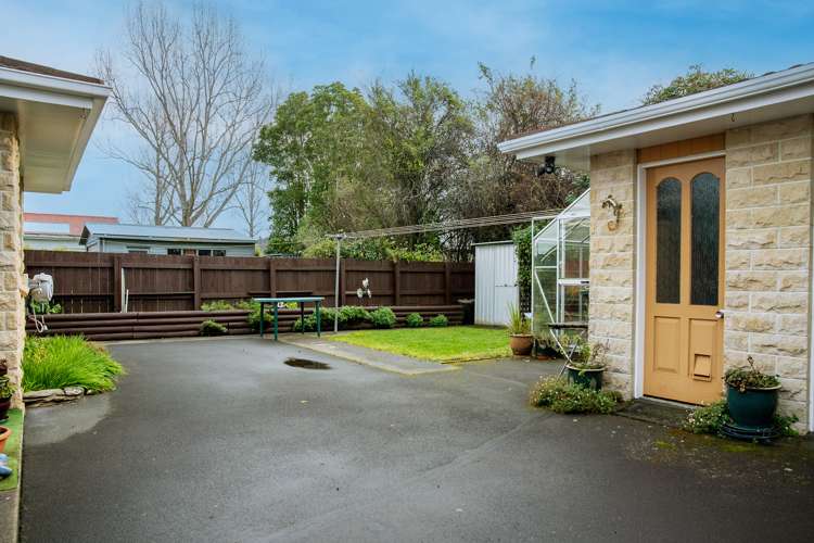 86 Main Road Fairfield_18