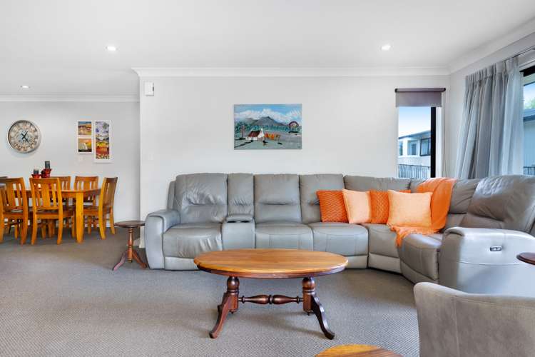 5a Shanley Crescent Waiuku_11