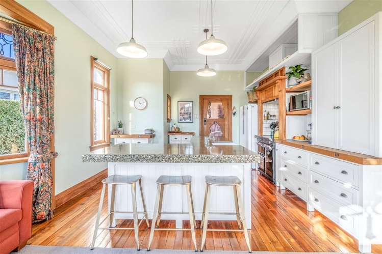 239 Herbert Street Windsor_11