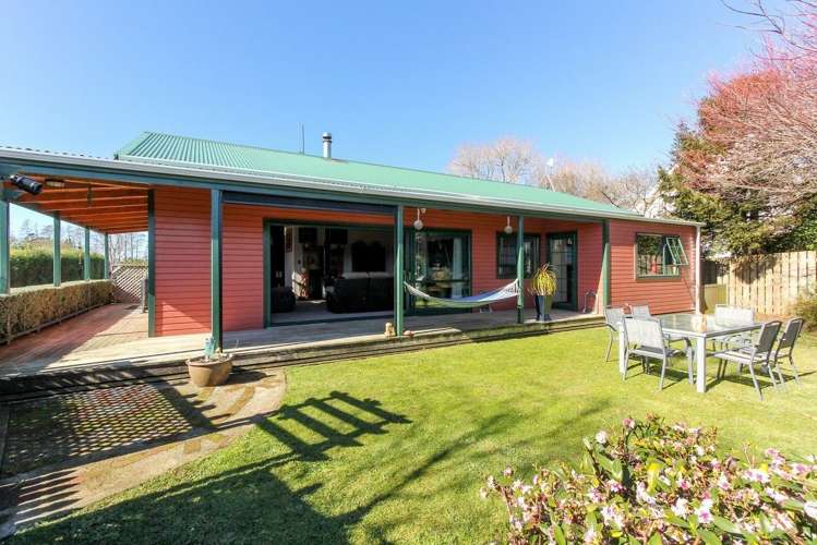 9 Dunn Street Egmont Village_0