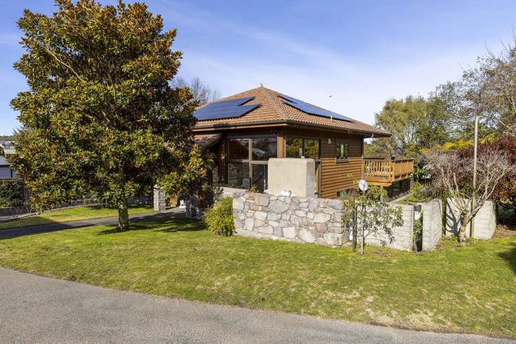 84 and 82 Ngamotu Road Hilltop_1