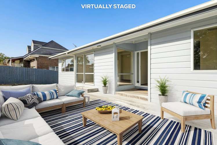 67 Meadway Sunnyhills_2