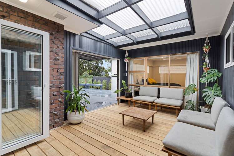 94 Pleasant Road Titirangi_16