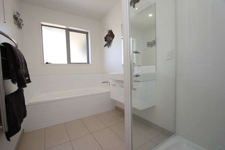 16 Strauss Drive Rolleston_12