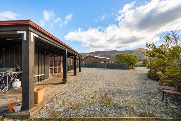 9 Perrow Street Wanaka_13