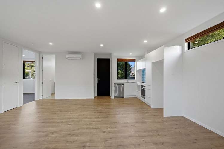 59A The Circle Manly_17