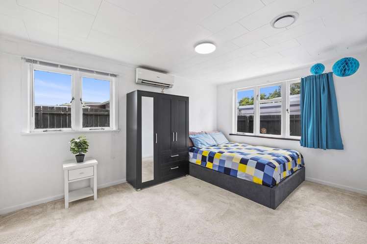 2/176 Henderson Valley Road Henderson Valley_9