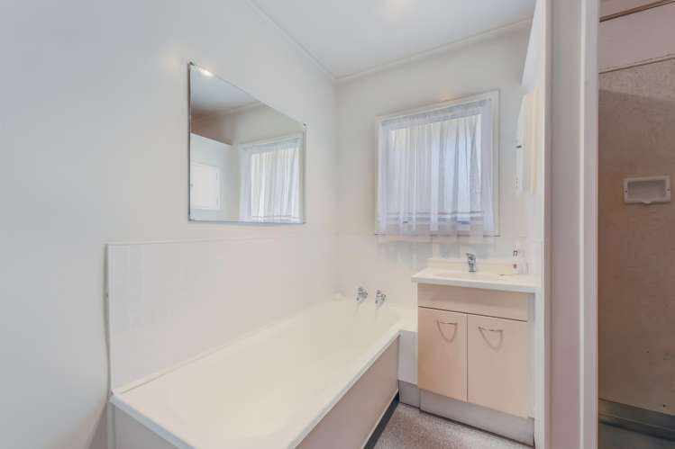 4 Fergusson Street Stoke_17