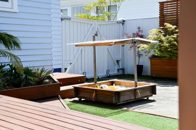 18 Galway Avenue Hamilton East_10