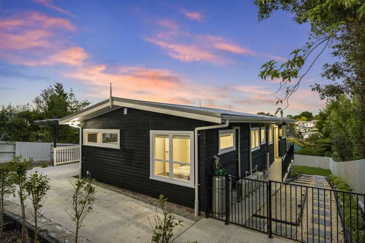 27 Caronia Crescent Lynfield_54