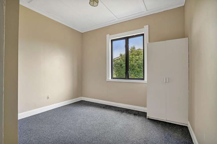 49 High Street Eltham_12