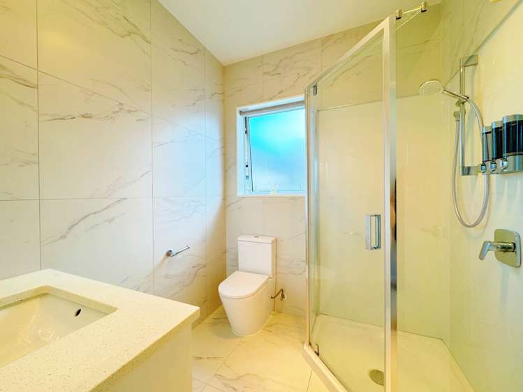 47 Siren Street Wainui_9