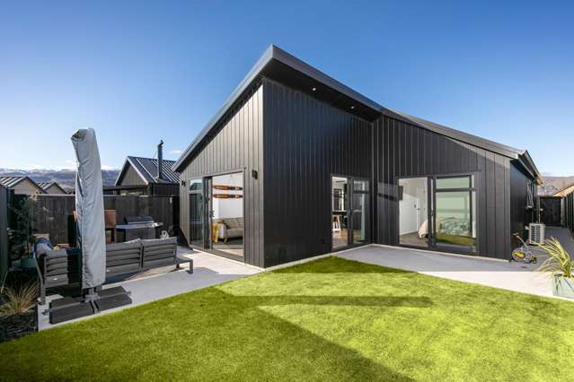 Contemporary, Private and Sheltered