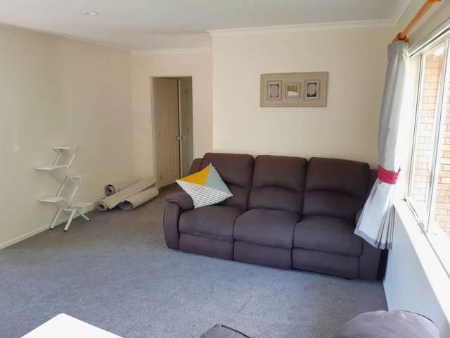 2/25 Jean Place Stanmore Bay_2