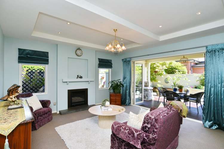 2 Henley Green Northwood_8