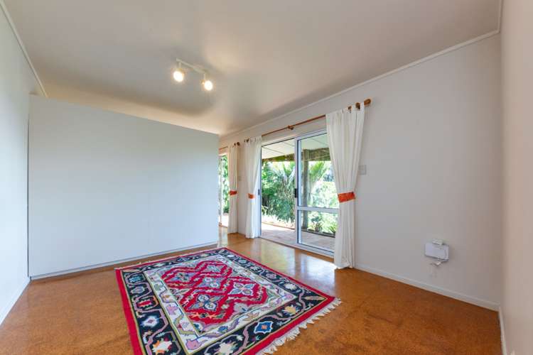 119 Seaview Road Piha_15