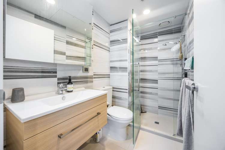 307/10 Lion Place Epsom_7