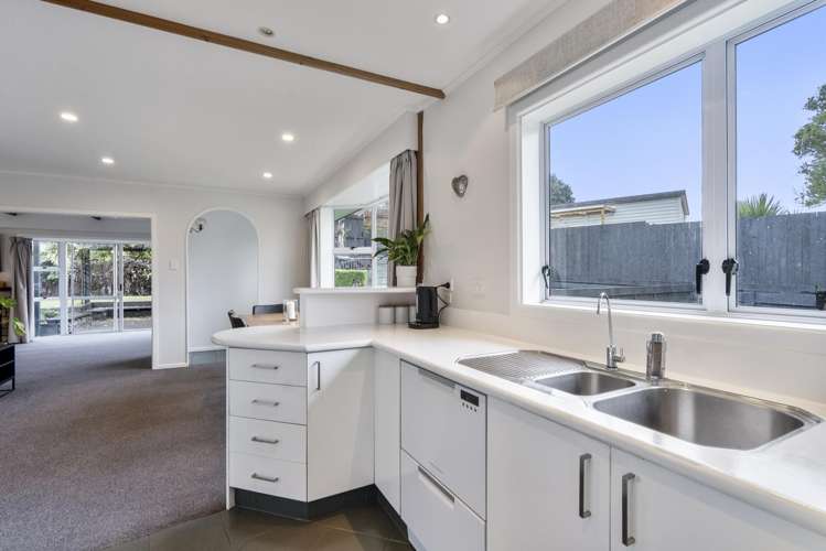 10 Whitby Place Westown_4