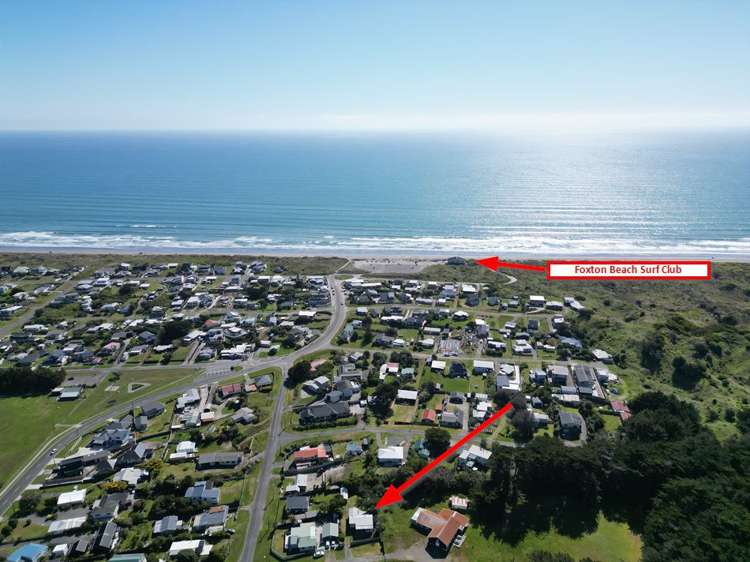 11 Fabrin Street Foxton Beach_25