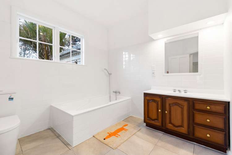 9 Laingfield Terrace Laingholm_18