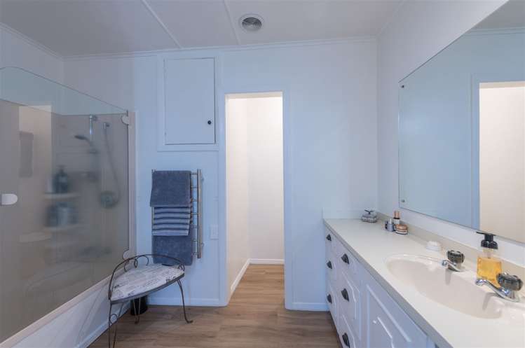 7 Greenhill Road Ngatimoti_27