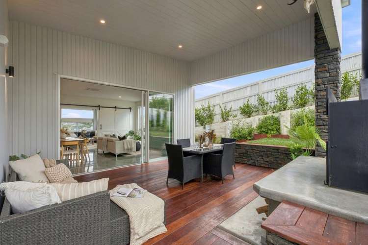 79 Whakaturou Crescent Pyes Pa_18