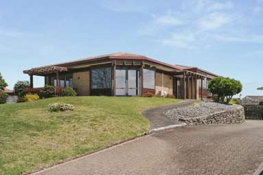 32 Hillcrest Road_2