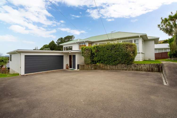 30 Tawa Terrace Tawa_1