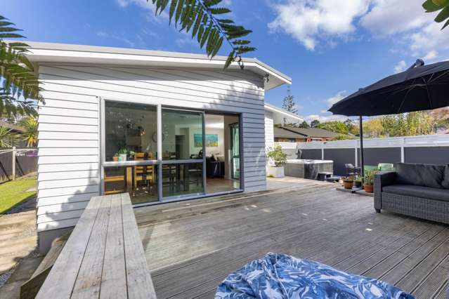 98a Atkinson Road Titirangi_1