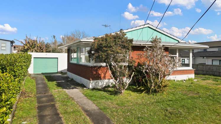 31 May Street Hamilton East_16