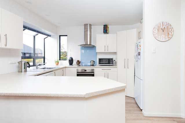 2 Netherby Lane Shirley_1