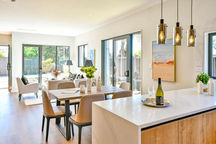 42 Church Road Mangere Bridge_10