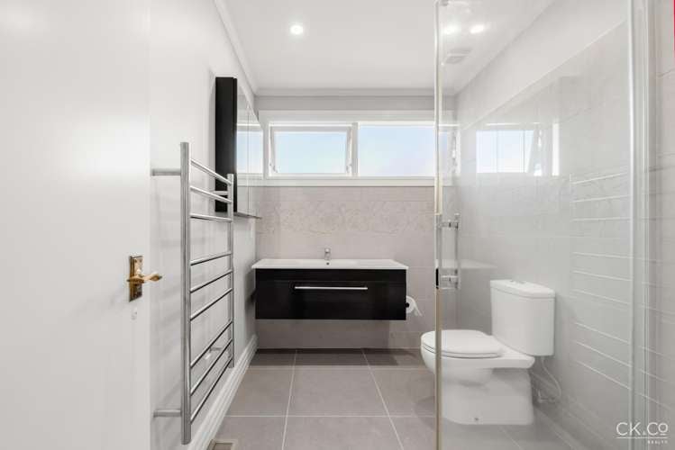 4/125 Woburn Road Woburn_18