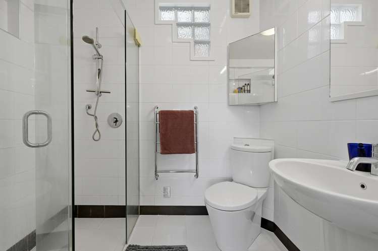 2/146 Spring Street Tauranga_13