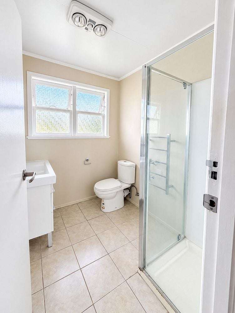 2/296 Ellerslie-Panmure Highway Mount Wellington_5