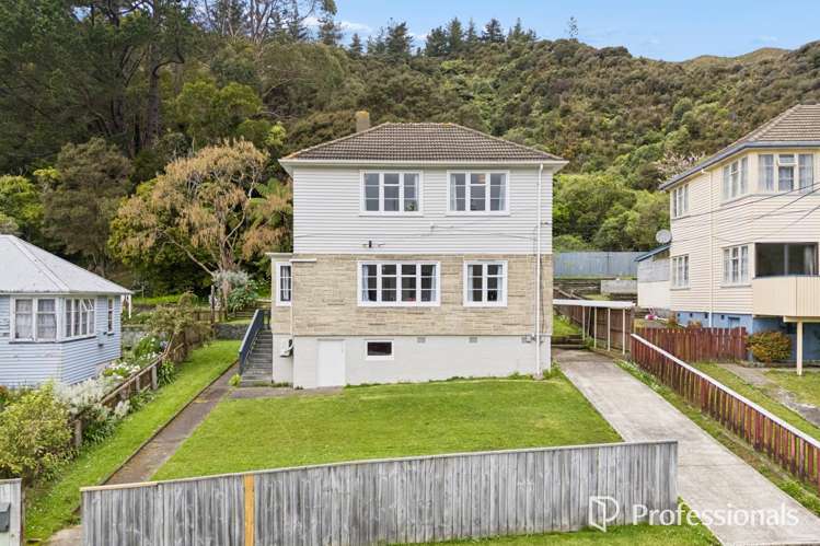 29 Judd Crescent Naenae_17
