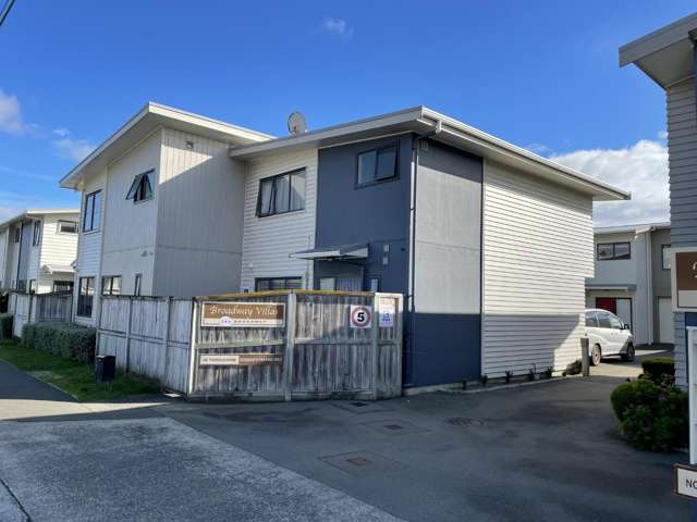 4/389 Broadway, Miramar
