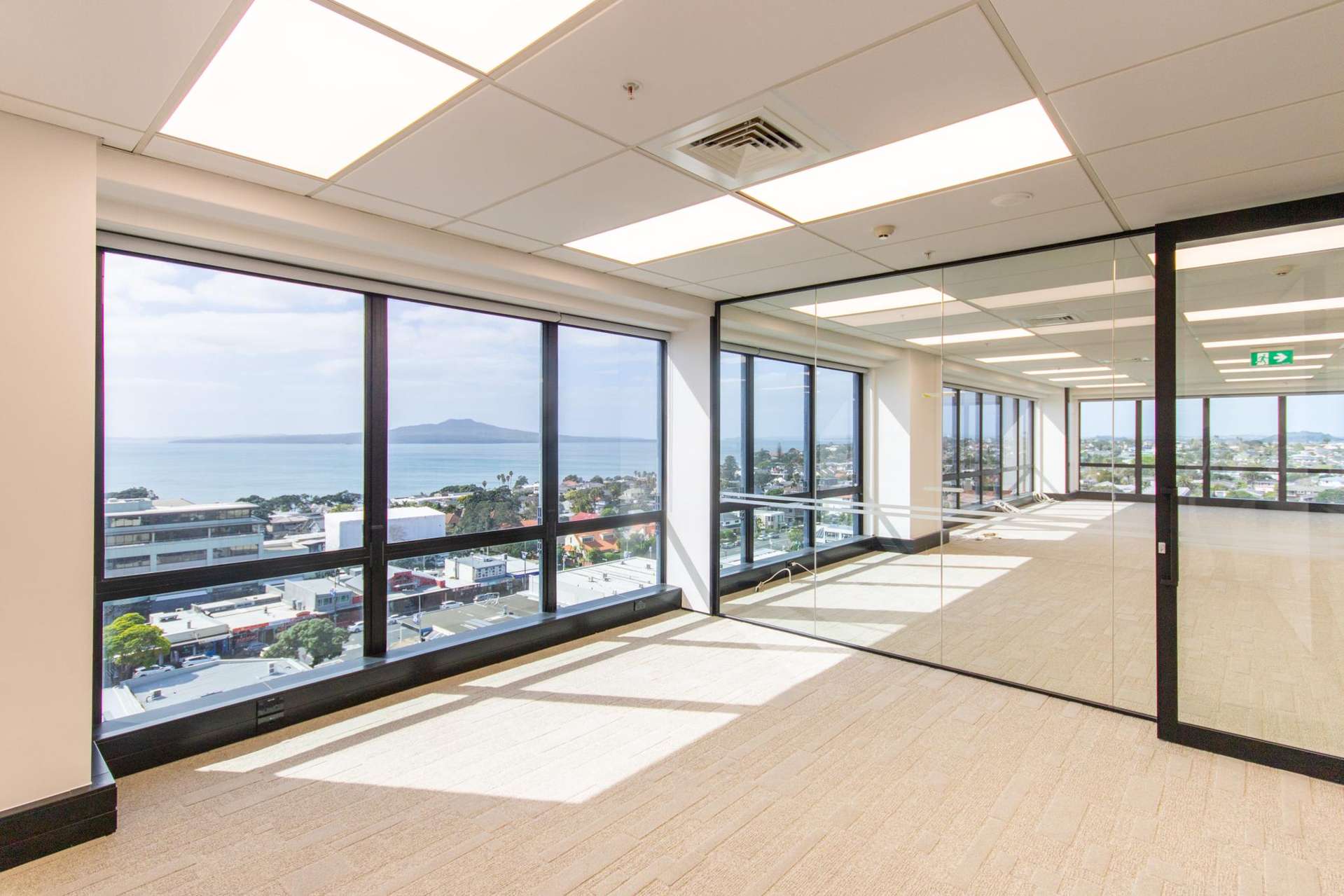 Part/5-7 Byron Avenue Takapuna_0