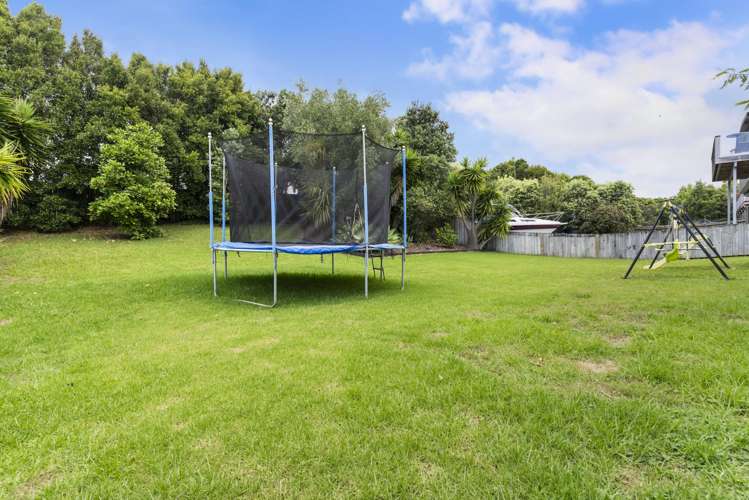 14 Gibbia Way Beachlands_32