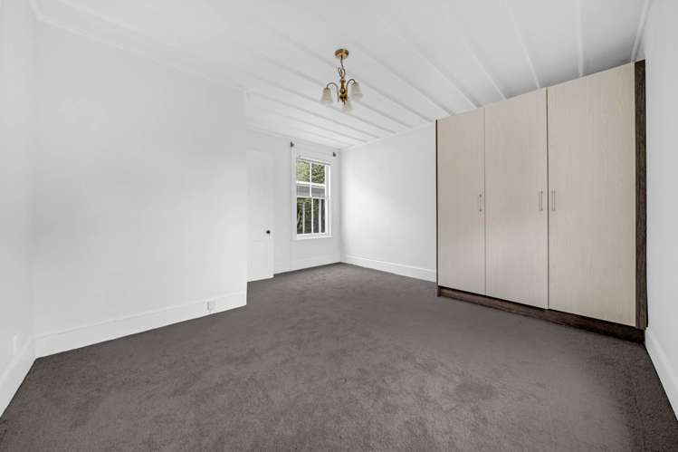 17 Hillside Crescent South Mt Eden_12