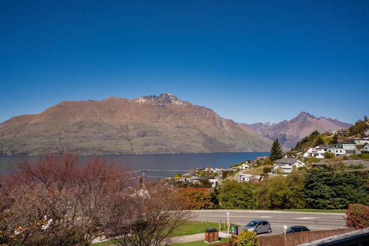 17b Cameron Place Fernhill/Sunshine Bay_23