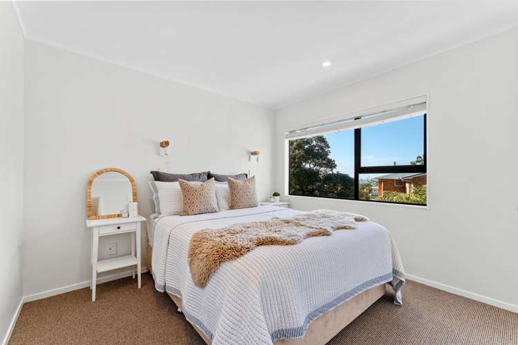 53 Deerness Crescent Algies Bay_14