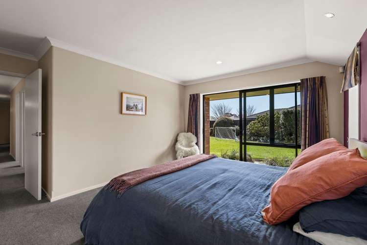 65 Becmead Drive Harewood_16
