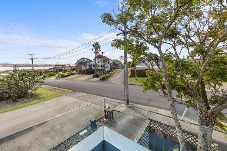 1/43 Devon Road Bucklands Beach_28