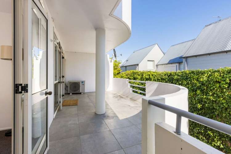 2/102 Rossall Street Merivale_24